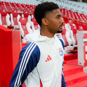 Sweat à capuche Joueur Homme 24-25 - Olympique Lyonnais