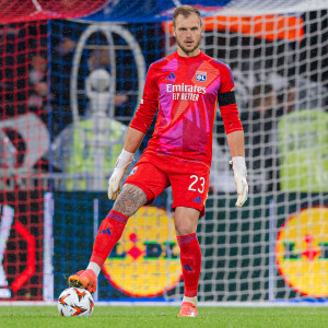 24-25 Junior's Goalkeeper Red Jersey - Olympique Lyonnais