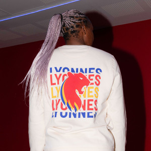 Beige OL Lyonnes Essentials Sweatshirt - olympique Lyonnais