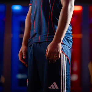 Junior Away Shorts 25–26 – Olympique Lyonnais